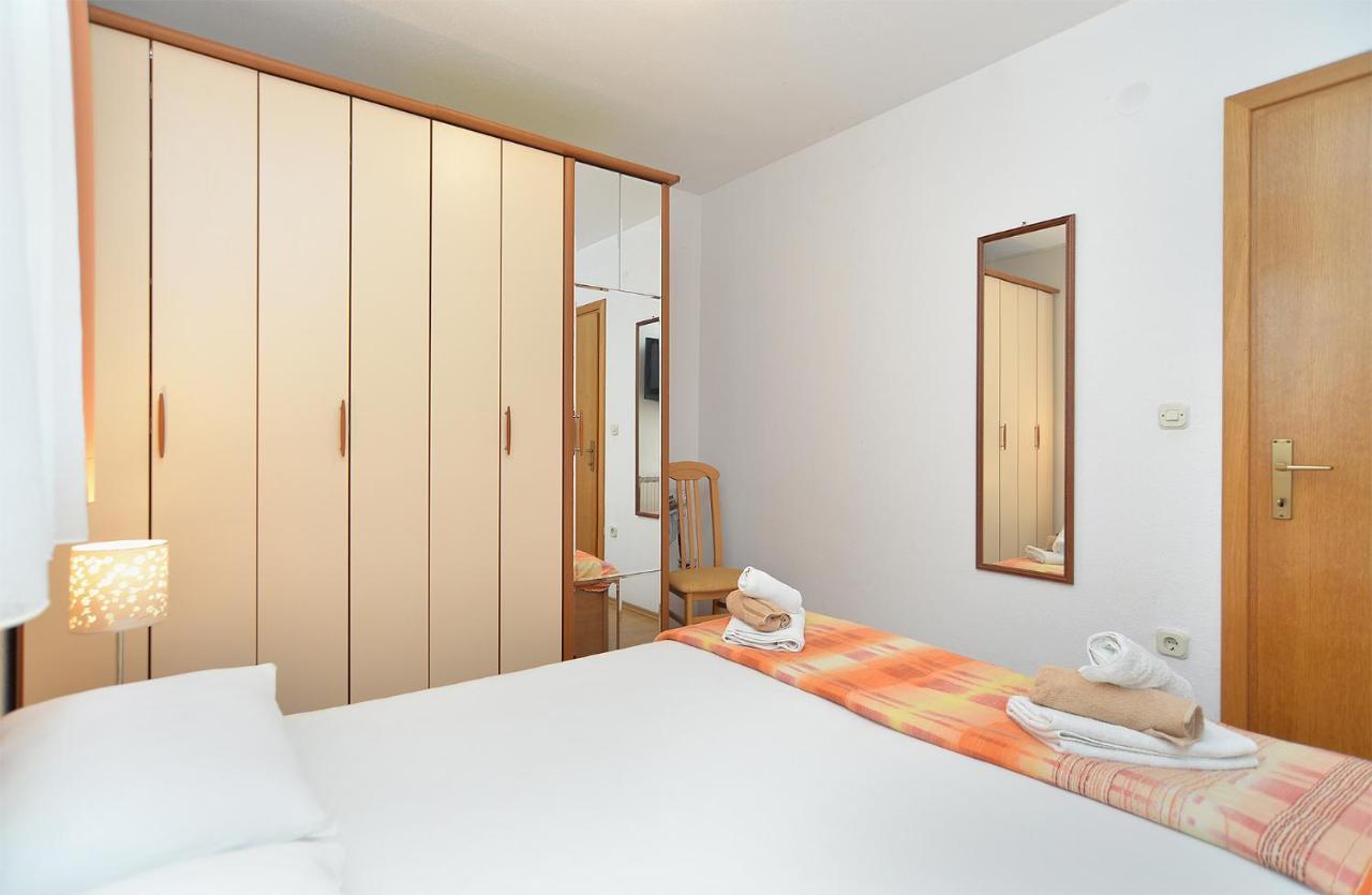 Apartment 2207 Pula Buitenkant foto