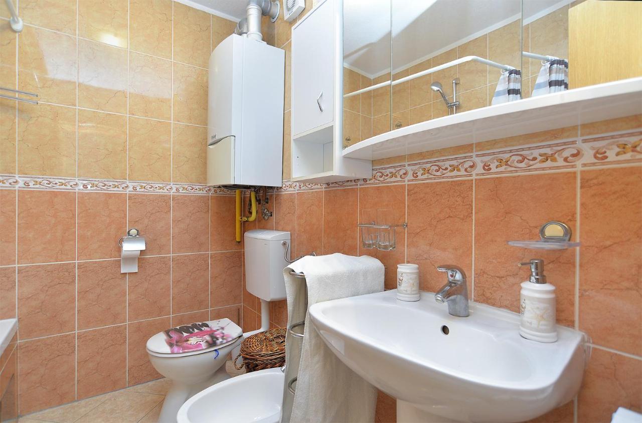 Apartment 2207 Pula Buitenkant foto